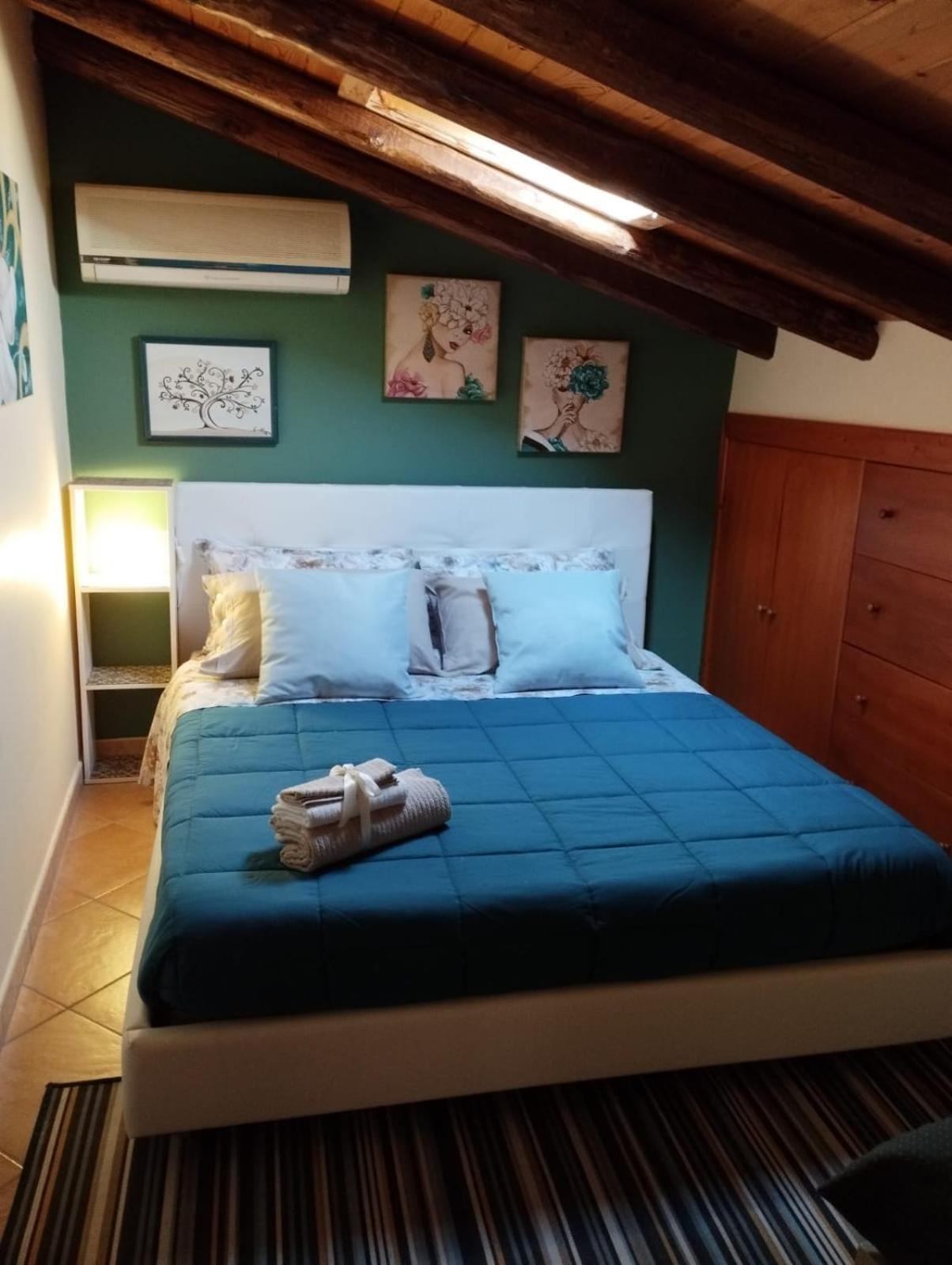 Petite Maison Dell'Etna มีโล ภายนอก รูปภาพ