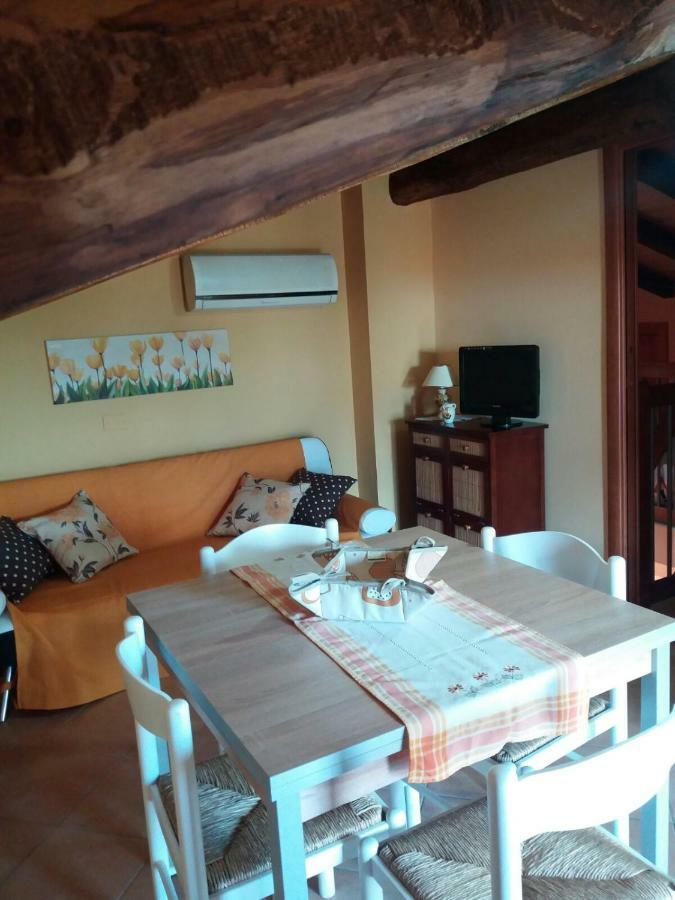 Petite Maison Dell'Etna มีโล ภายนอก รูปภาพ